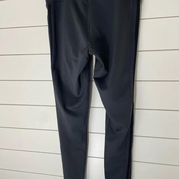 Adidas Women's Dark Grey Leggings size XL - Picture 4 of 4